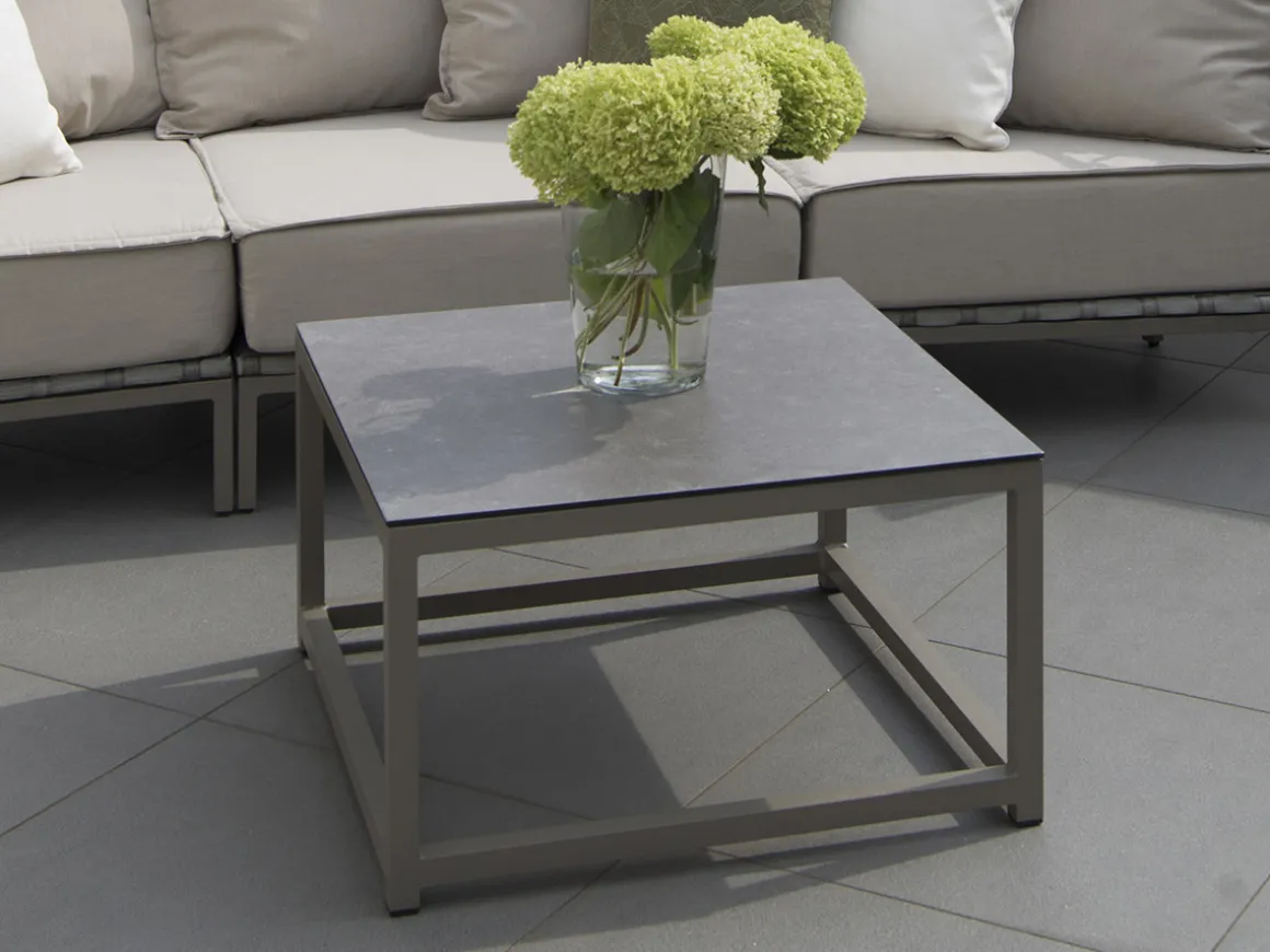 JET SET BORD 70X70 CM